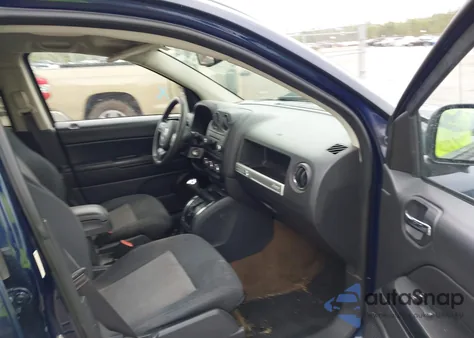 2016 Jeep Compass Sport из США, поврежденный, VIN 1C4NJCBA5GD641089